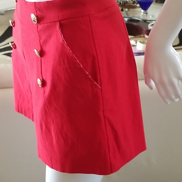 Dress shorts (red) - Picture 2 of 4